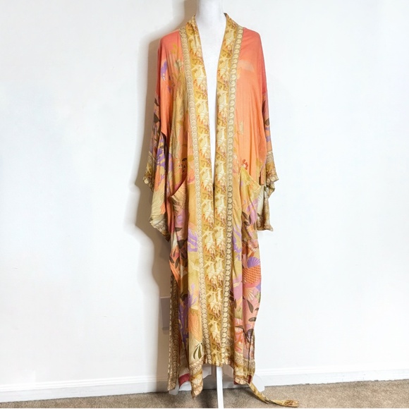 Spell And The Gypsy Madison Mermaid Maxi Robe Kimono Seashell Mermaid Motif S/M - Picture 14 of 15